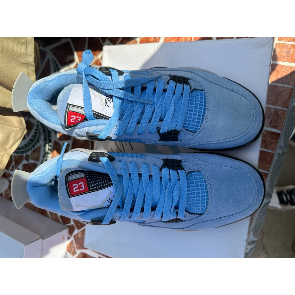 US seller Jordan 4 Retro University Blue Size 9.5 Sneakers ct85271-400 defective - Picture 2 of 5